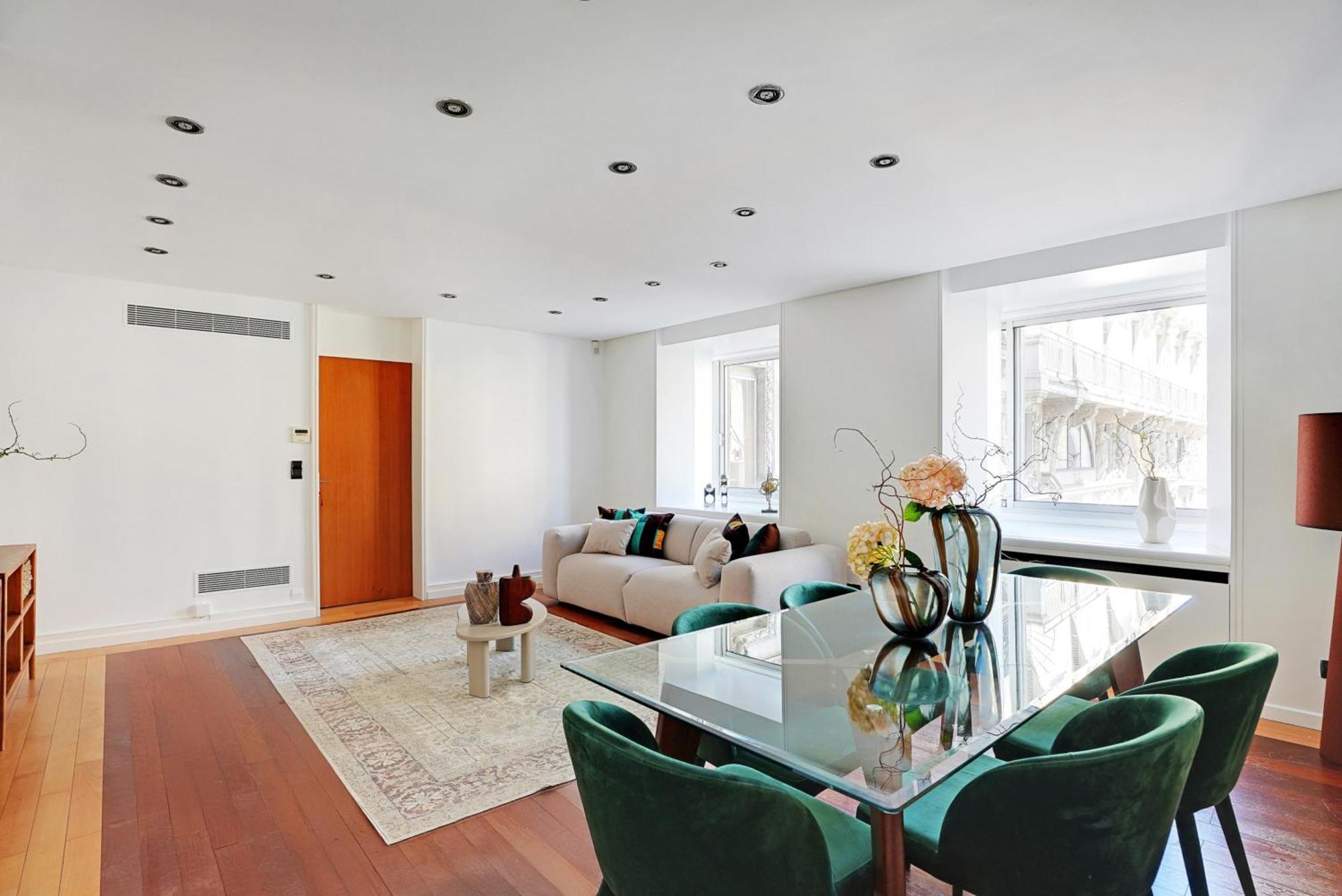 Boutique Madeleine Apartment